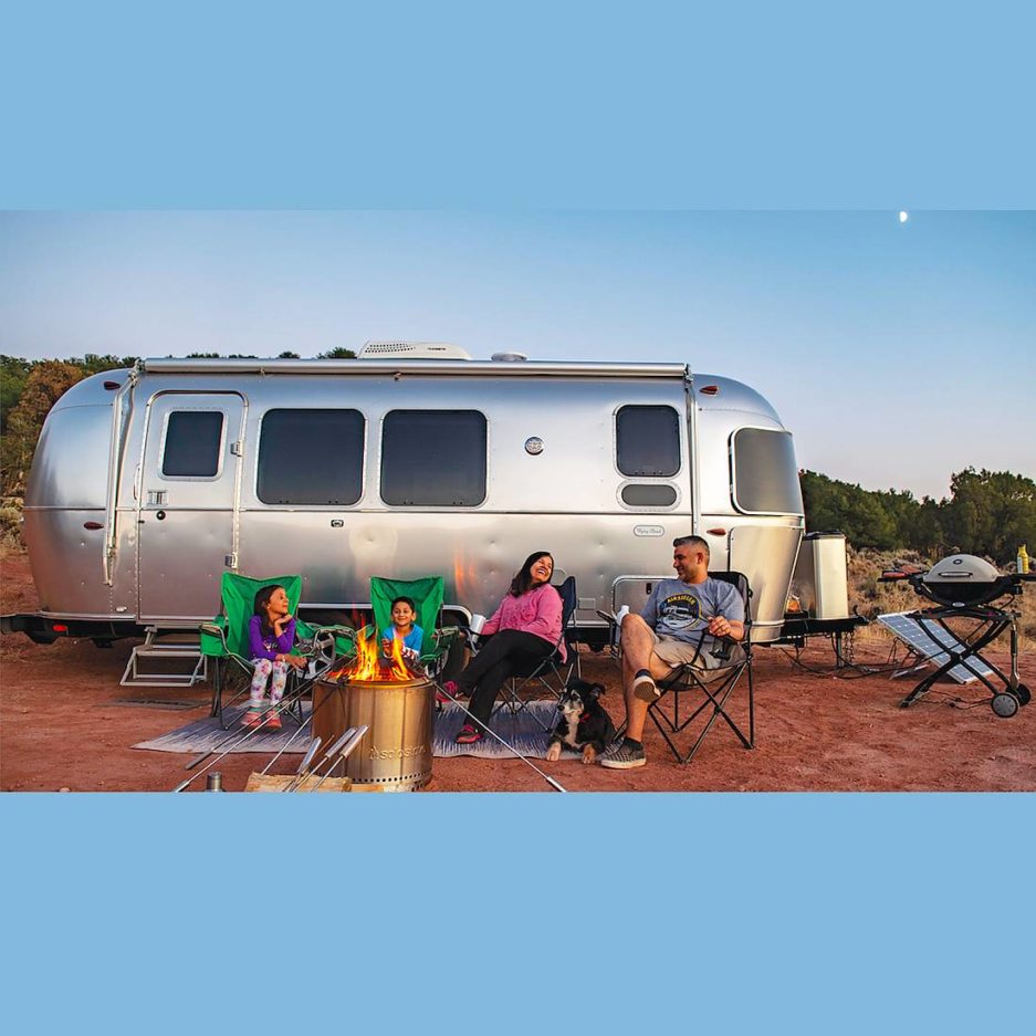Airstream Flying Cloud 30FB Office Travel Trailer