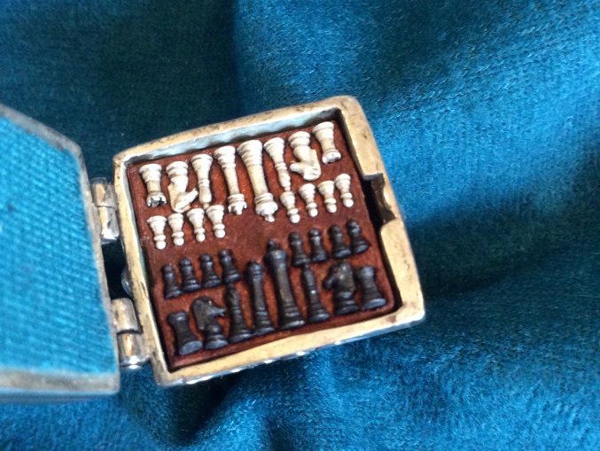 Chess Set Ring - World's Smallest Chess Set