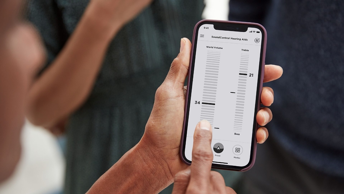 Volume, bass and treble adjustment in the Bose Hear app