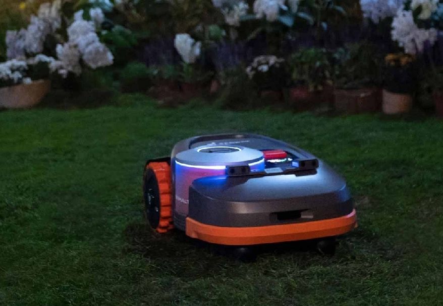 Segway Navimow smart lawn mower