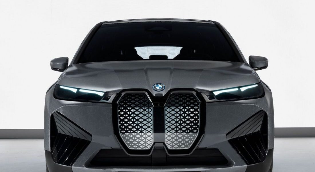 BMW iX Flow Changes Colors Matching Your Mood