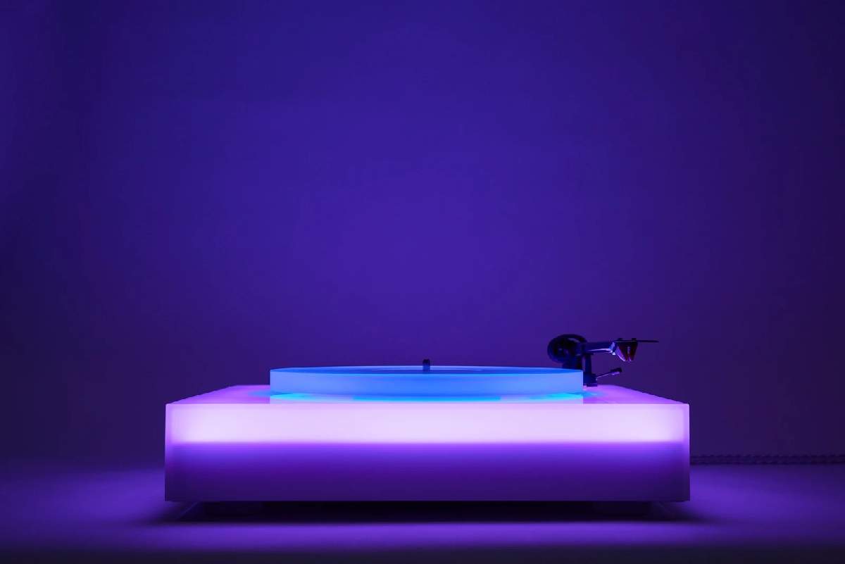 Brian Eno's Limited Edition Color-Changing Turntable